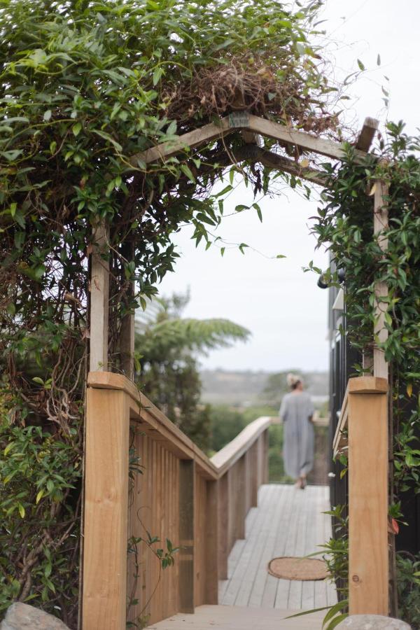 Tui & Nikau Cabins มานกาไว ภายนอก รูปภาพ