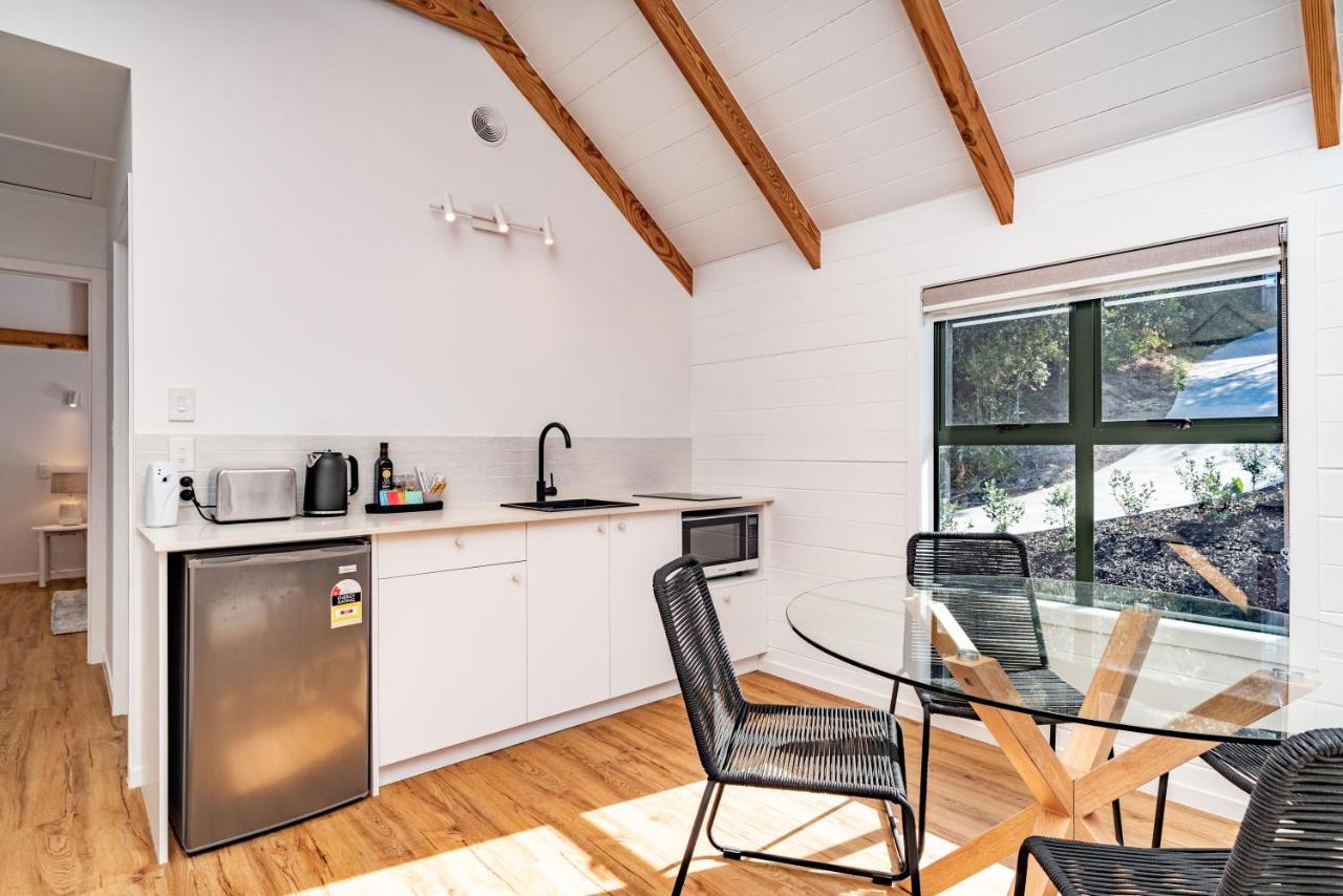 Tui & Nikau Cabins มานกาไว ภายนอก รูปภาพ